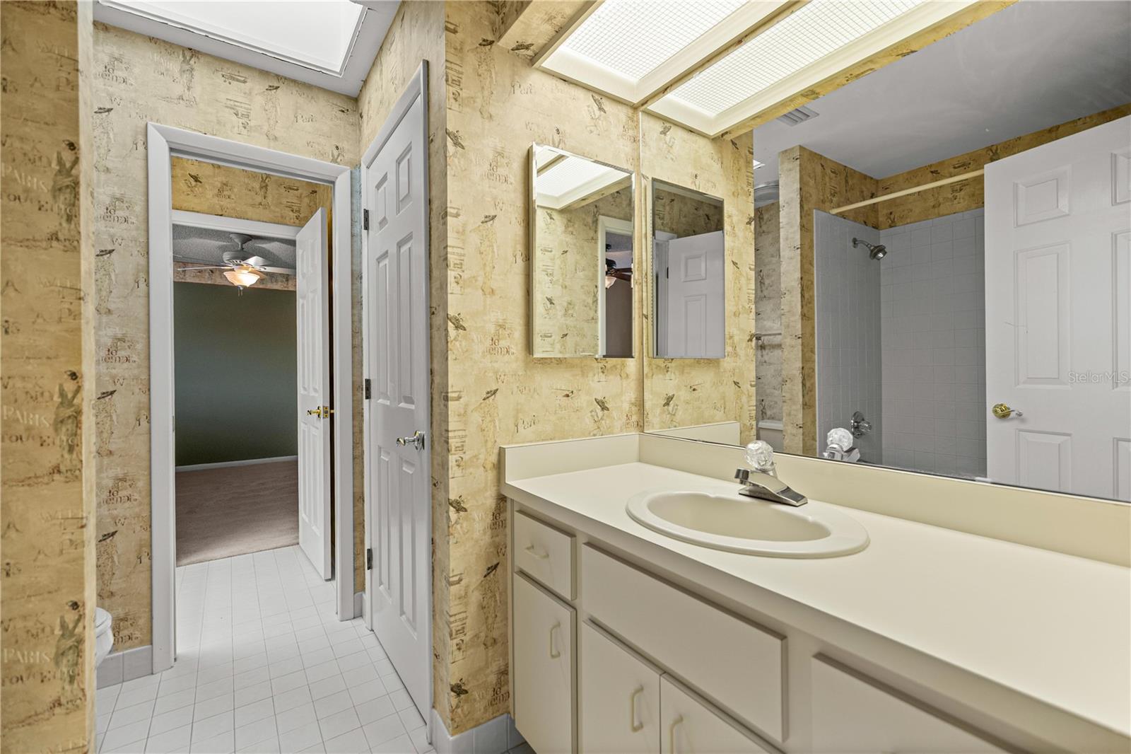 2050 SE 37TH COURT CIR, OCALA, FL, 34471