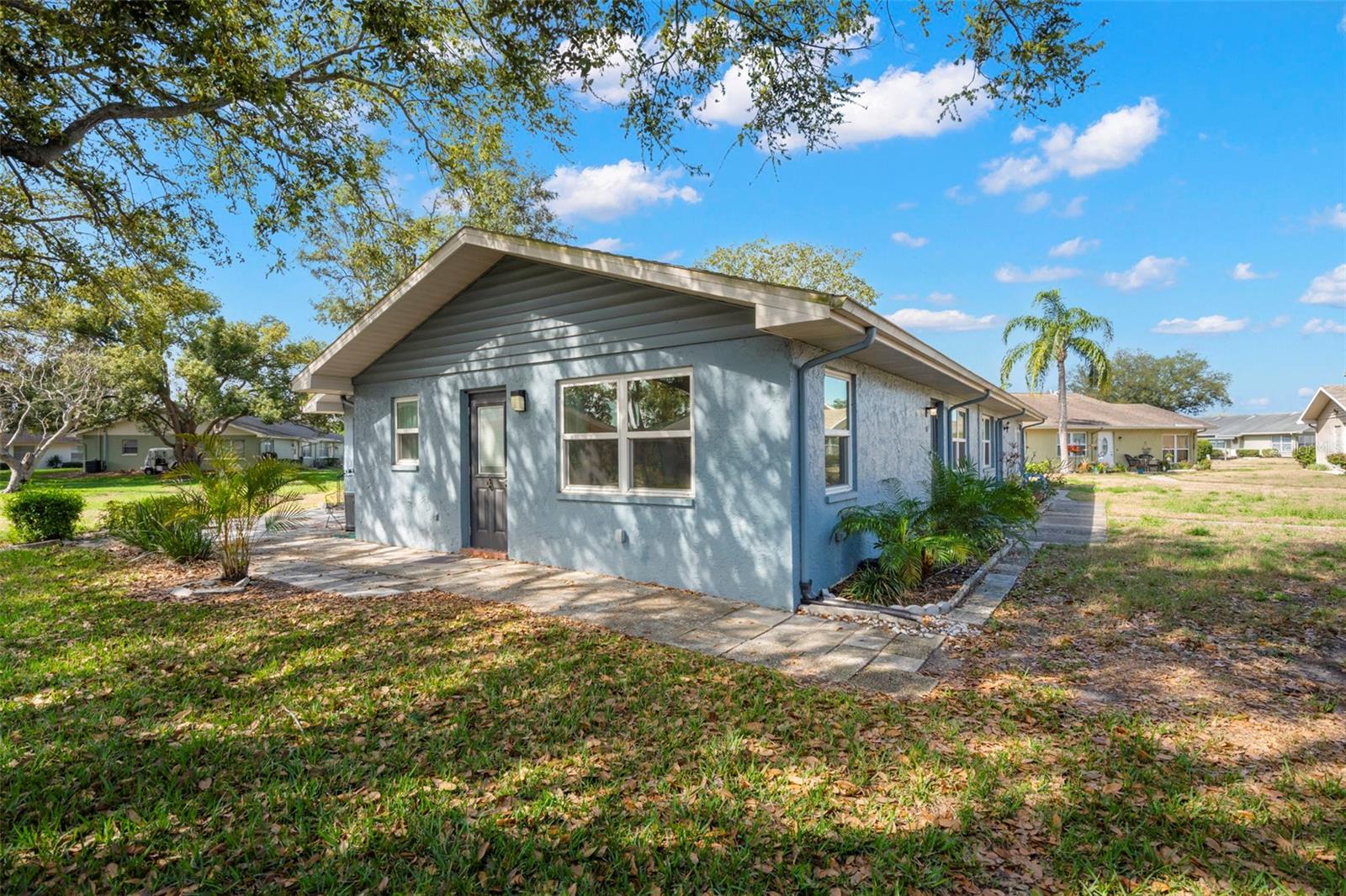 1904 CANTERBURY LN #13, SUN CITY CENTER, FL, 33573