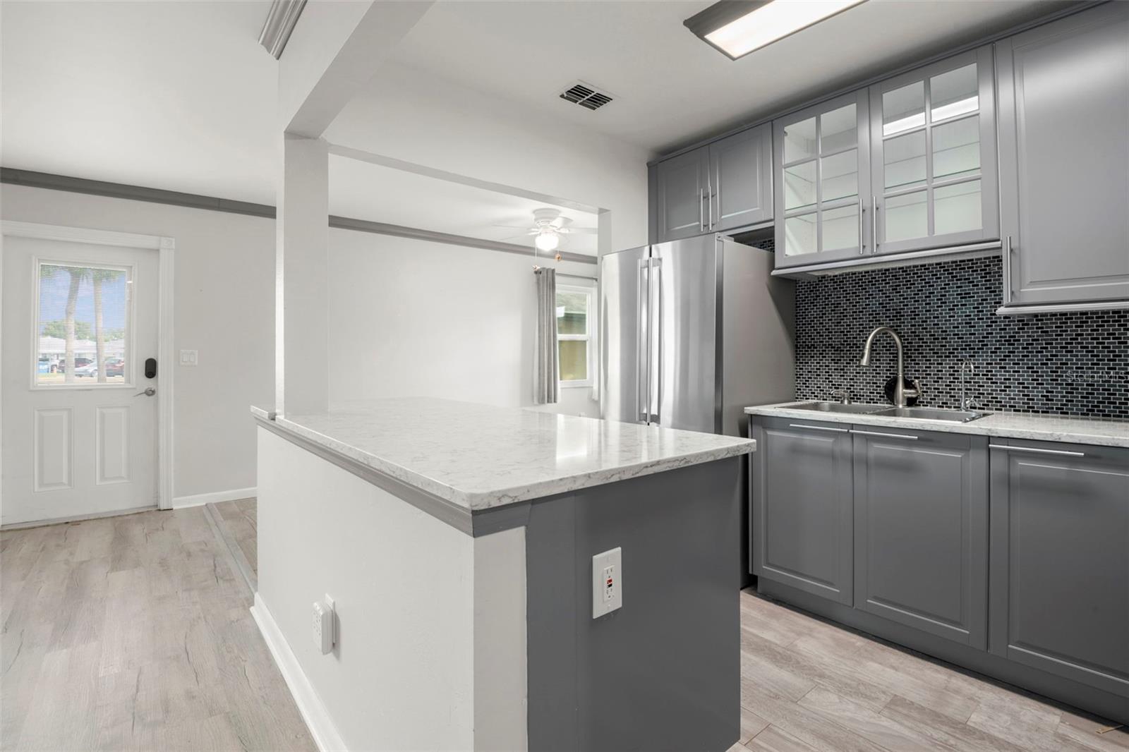 1904 CANTERBURY LN #13, SUN CITY CENTER, FL, 33573