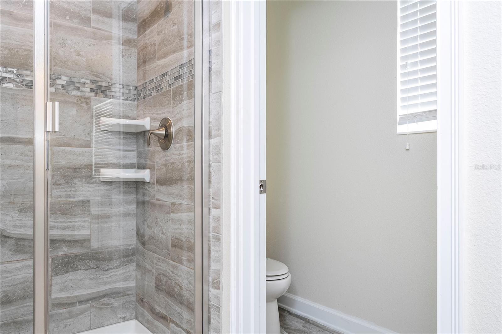 1646 MOON VALLEY DR, DAVENPORT, FL, 33896