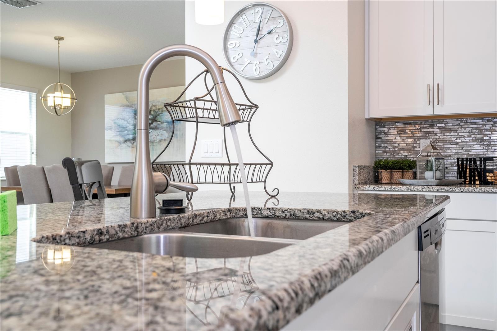 1646 MOON VALLEY DR, DAVENPORT, FL, 33896