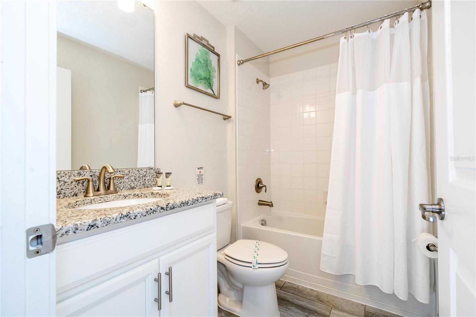 1646 MOON VALLEY DR, DAVENPORT, FL, 33896