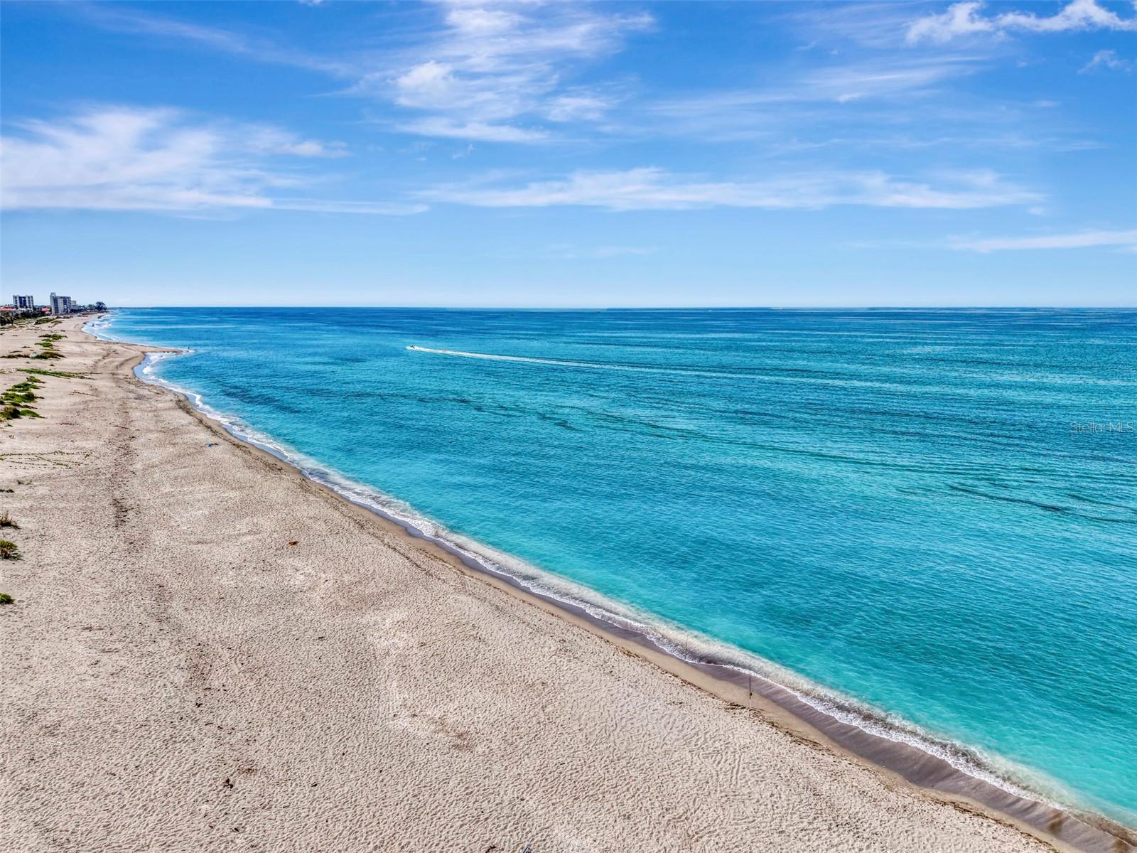 1205 TARPON CENTER DR #E2, VENICE, FL, 34285