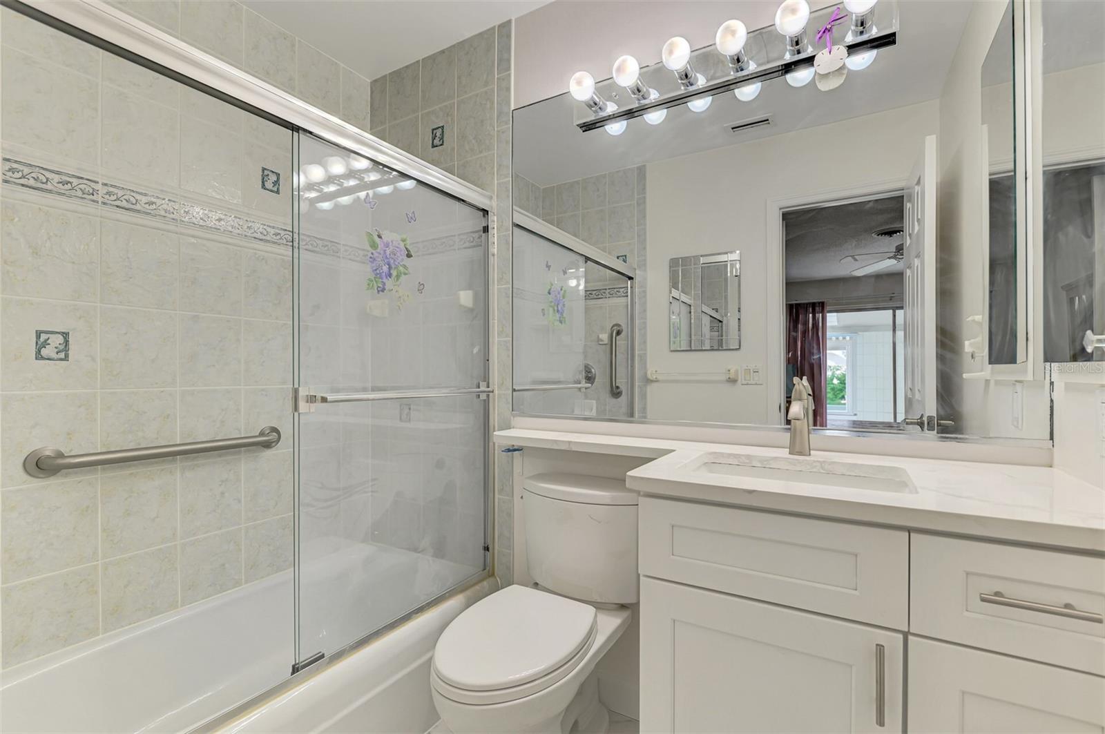 1205 TARPON CENTER DR #E2, VENICE, FL, 34285