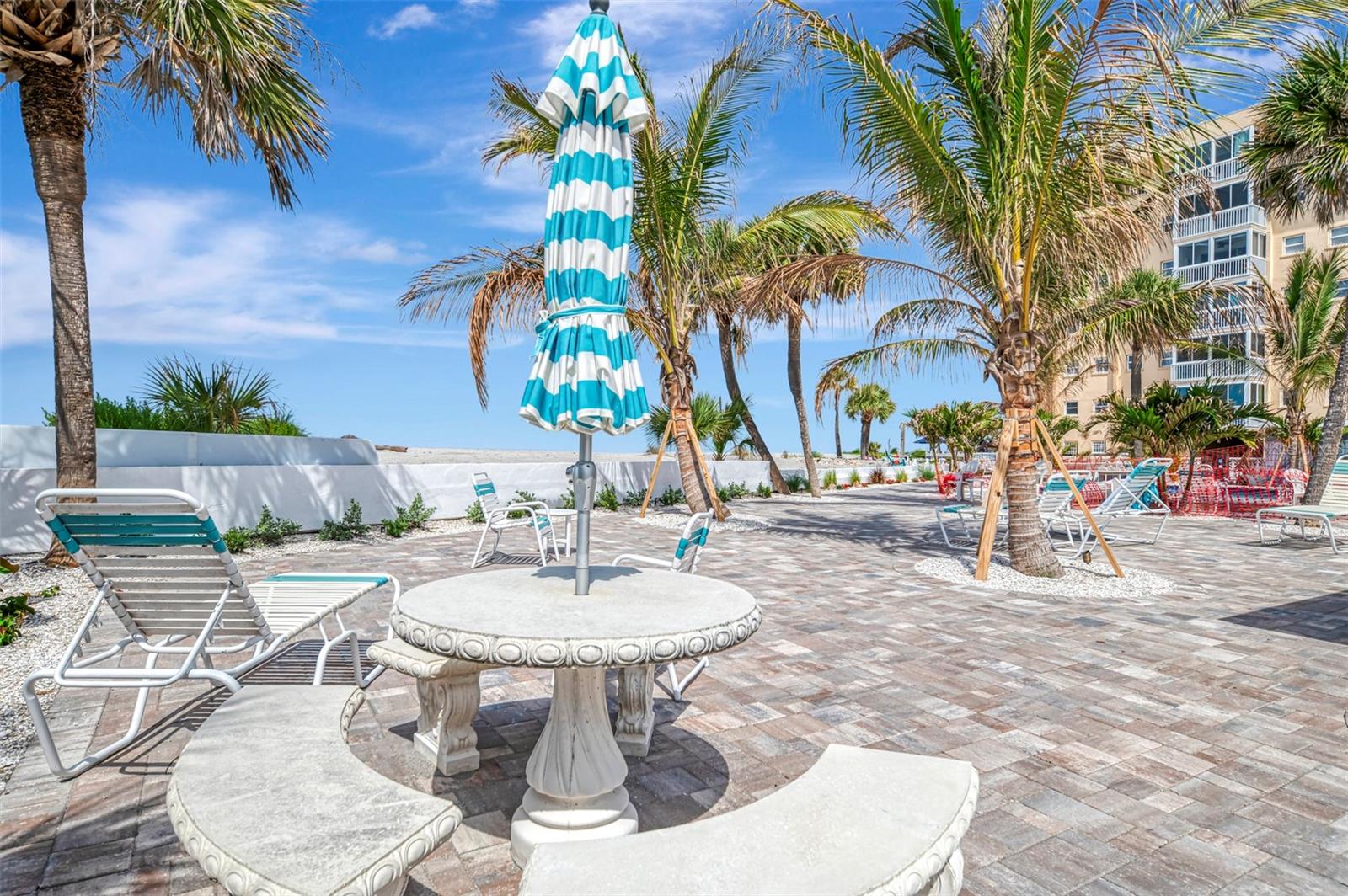 1205 TARPON CENTER DR #E2, VENICE, FL, 34285