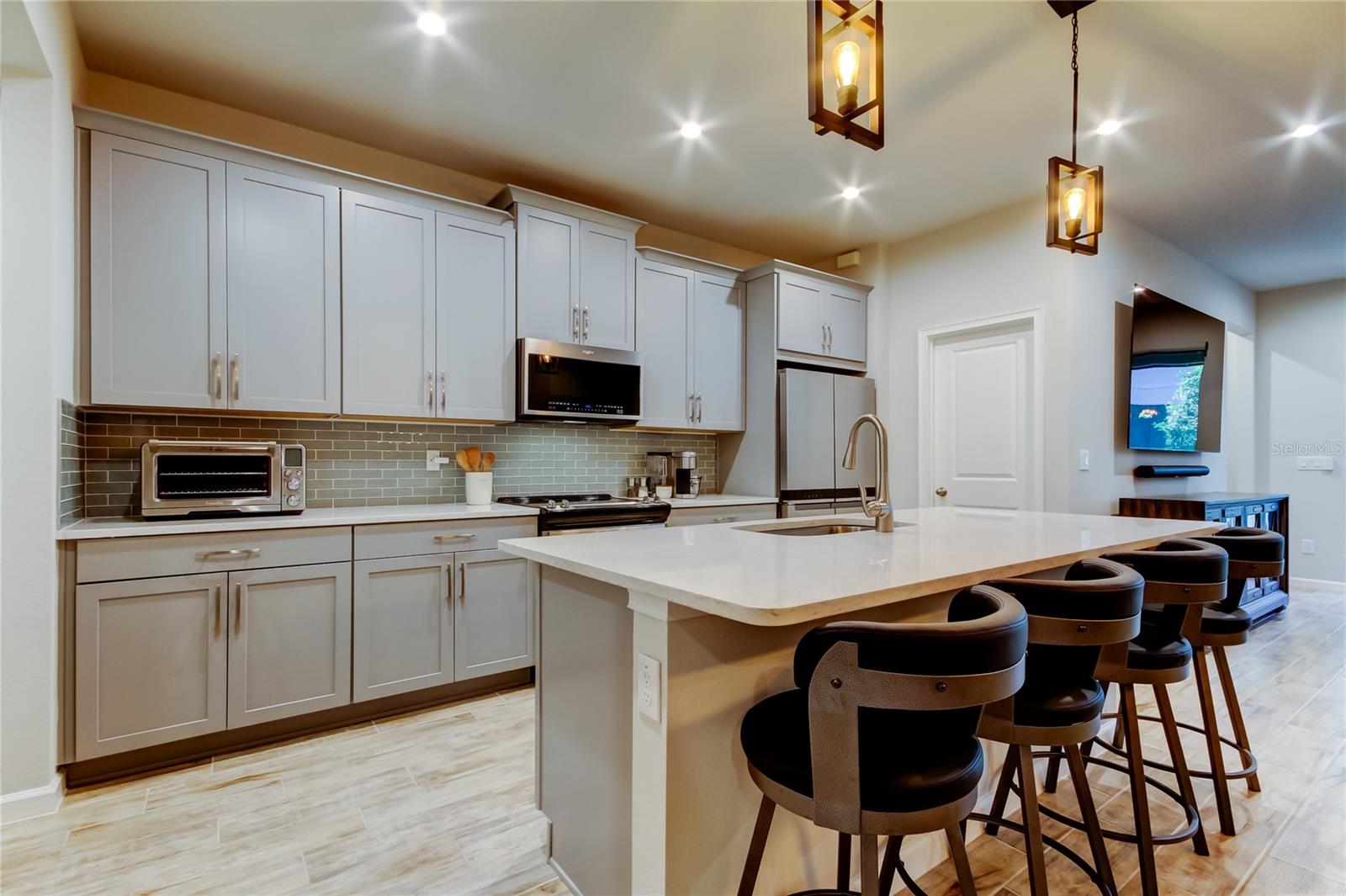 19388 GREAT INTENTION WAY, LUTZ, FL, 33558