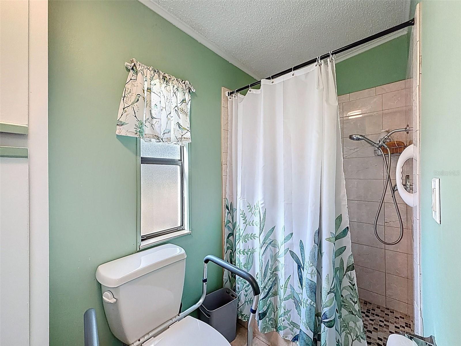 454 VILLAGE CIR SW, WINTER HAVEN, FL, 33880