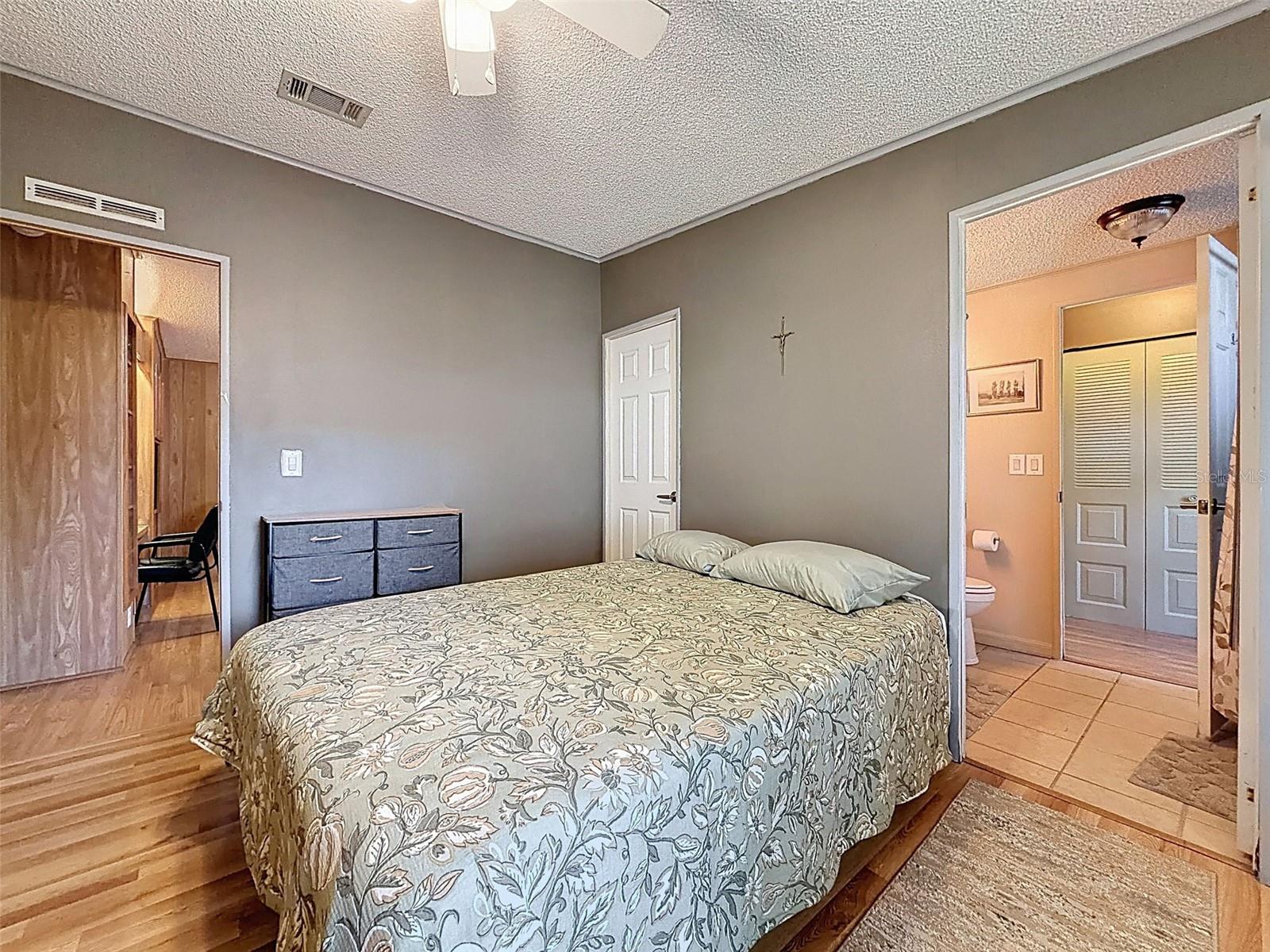 454 VILLAGE CIR SW, WINTER HAVEN, FL, 33880