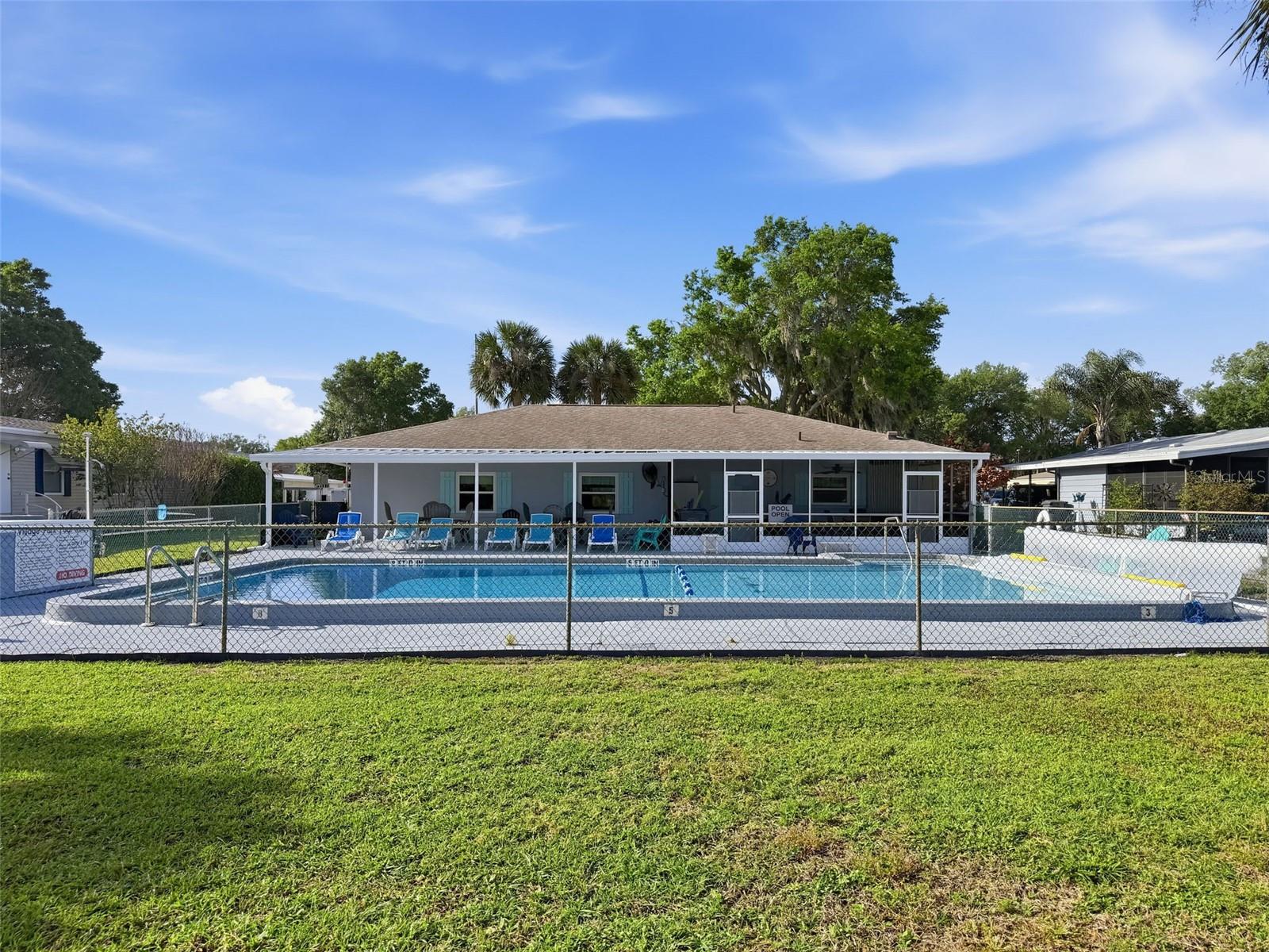 454 VILLAGE CIR SW, WINTER HAVEN, FL, 33880