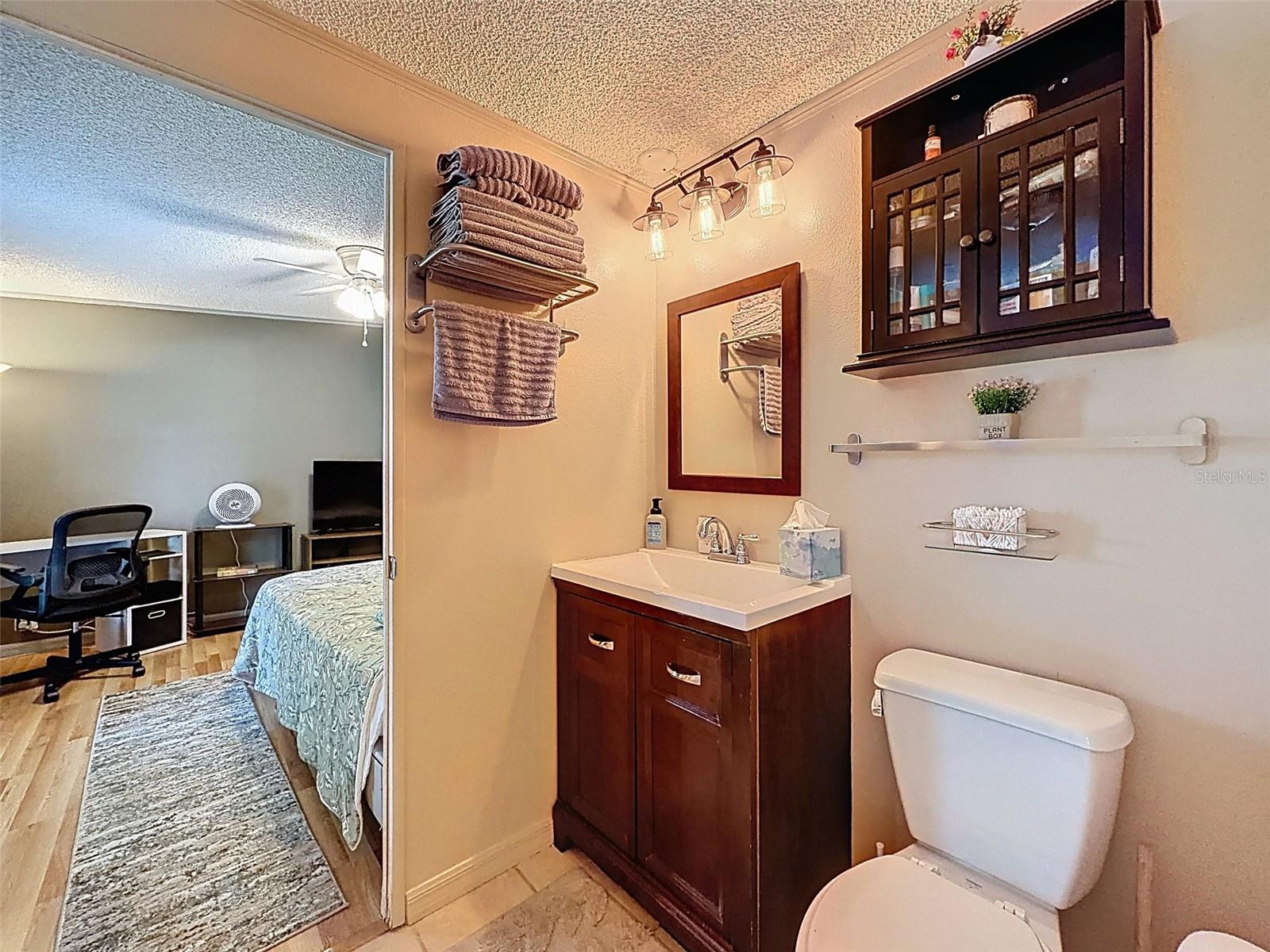 454 VILLAGE CIR SW, WINTER HAVEN, FL, 33880