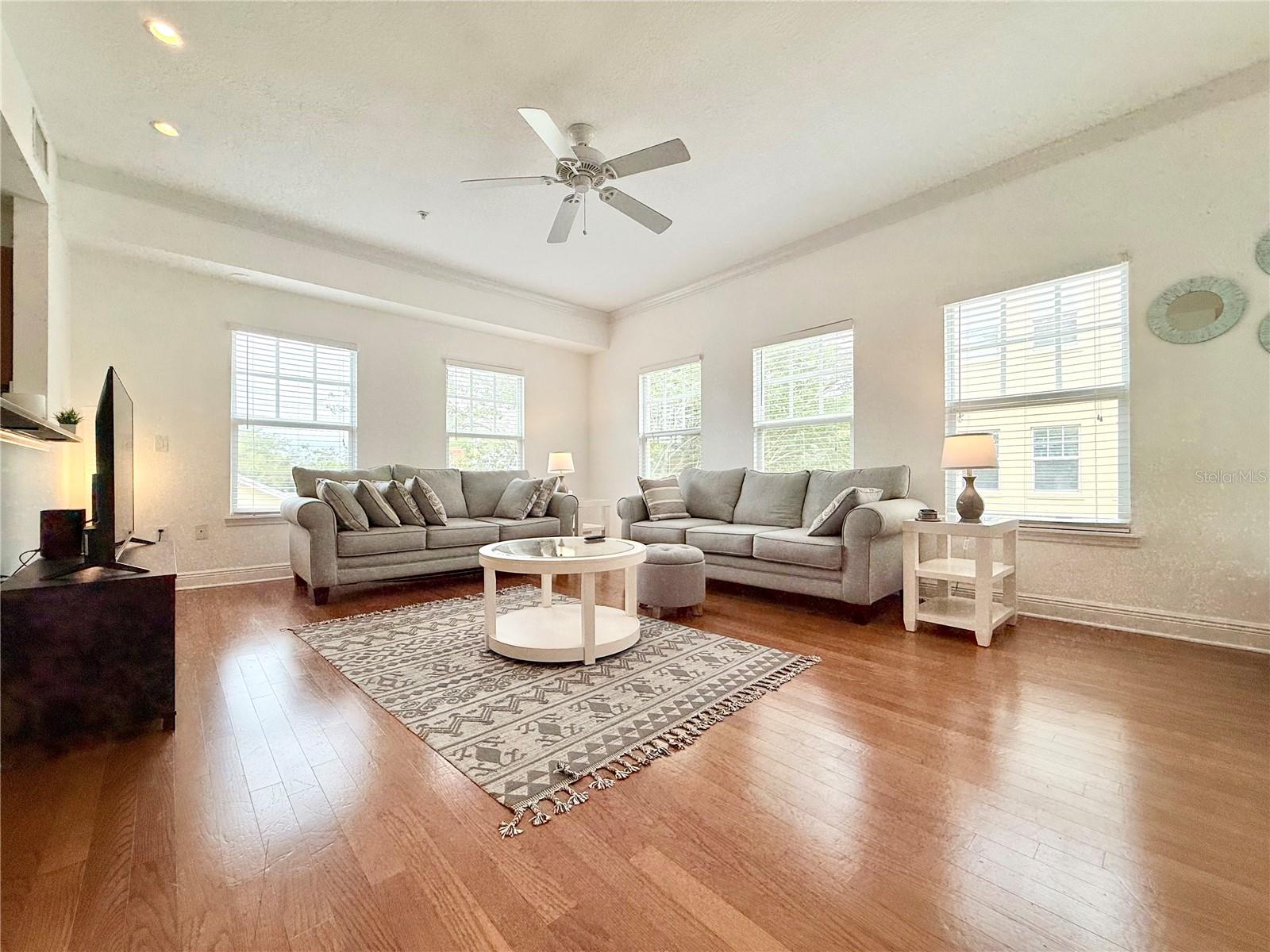 630 BLUE TAVERNA LN, CLEARWATER, FL, 33756