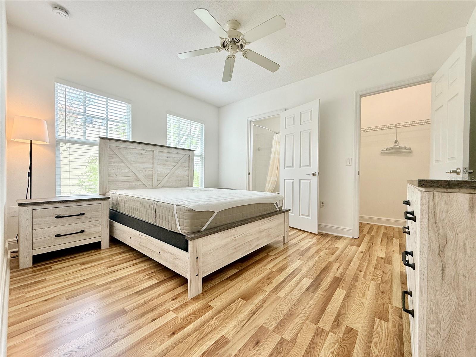 630 BLUE TAVERNA LN, CLEARWATER, FL, 33756