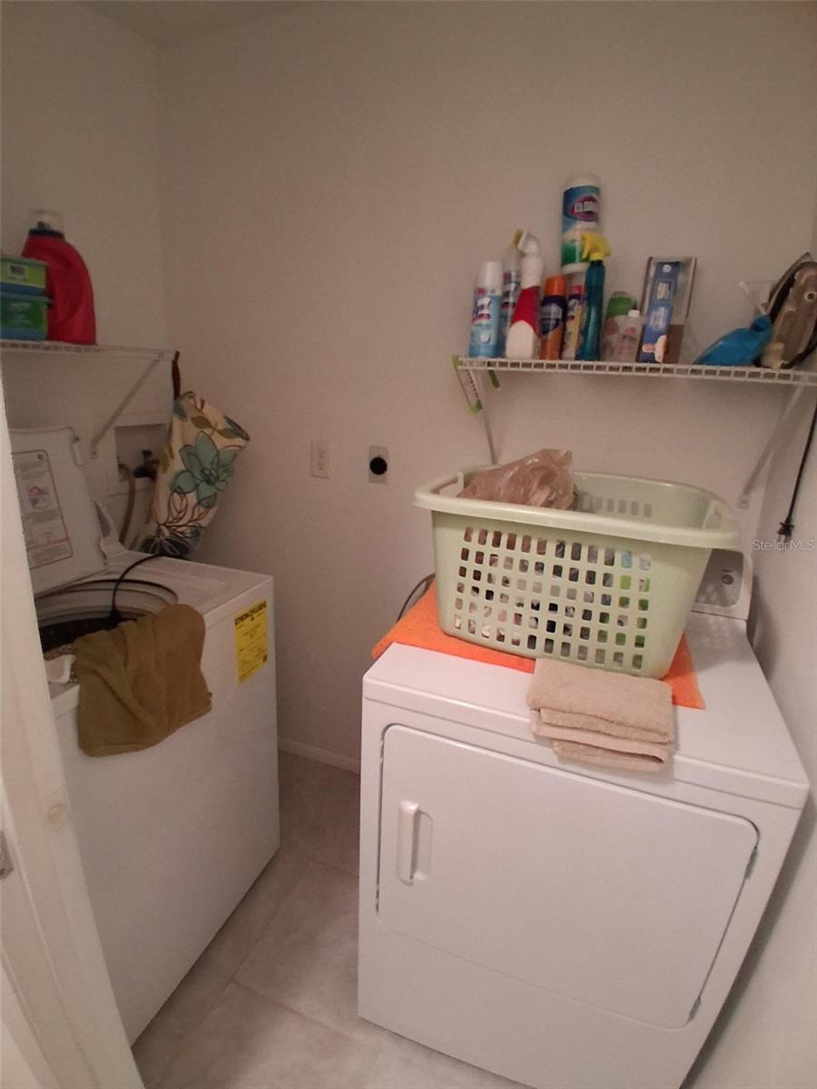 2706 AUBURN BLVD, PORT CHARLOTTE, FL, 33948