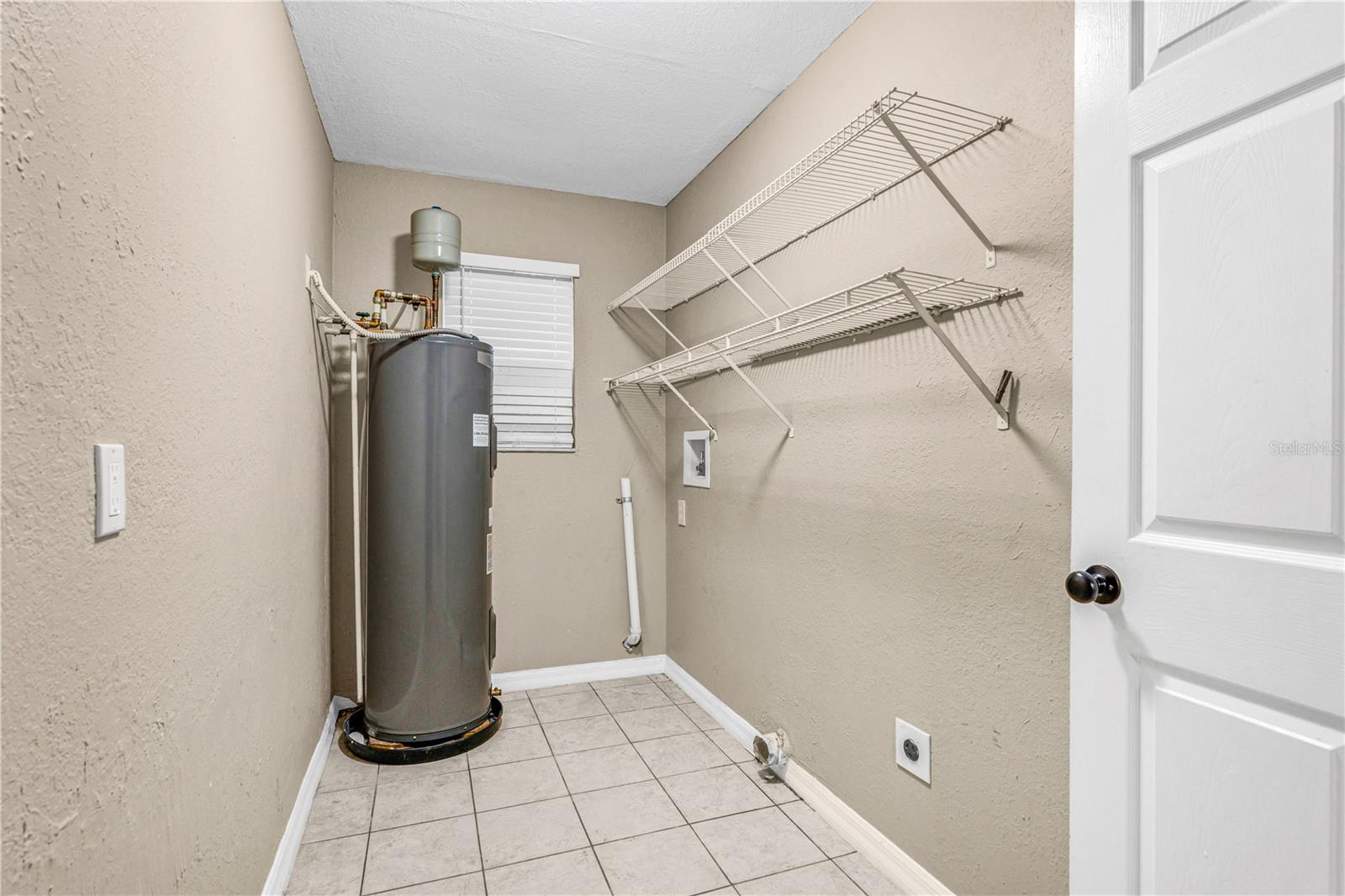 240 NEWCOMB ST, NEW SMYRNA BEACH, FL, 32168