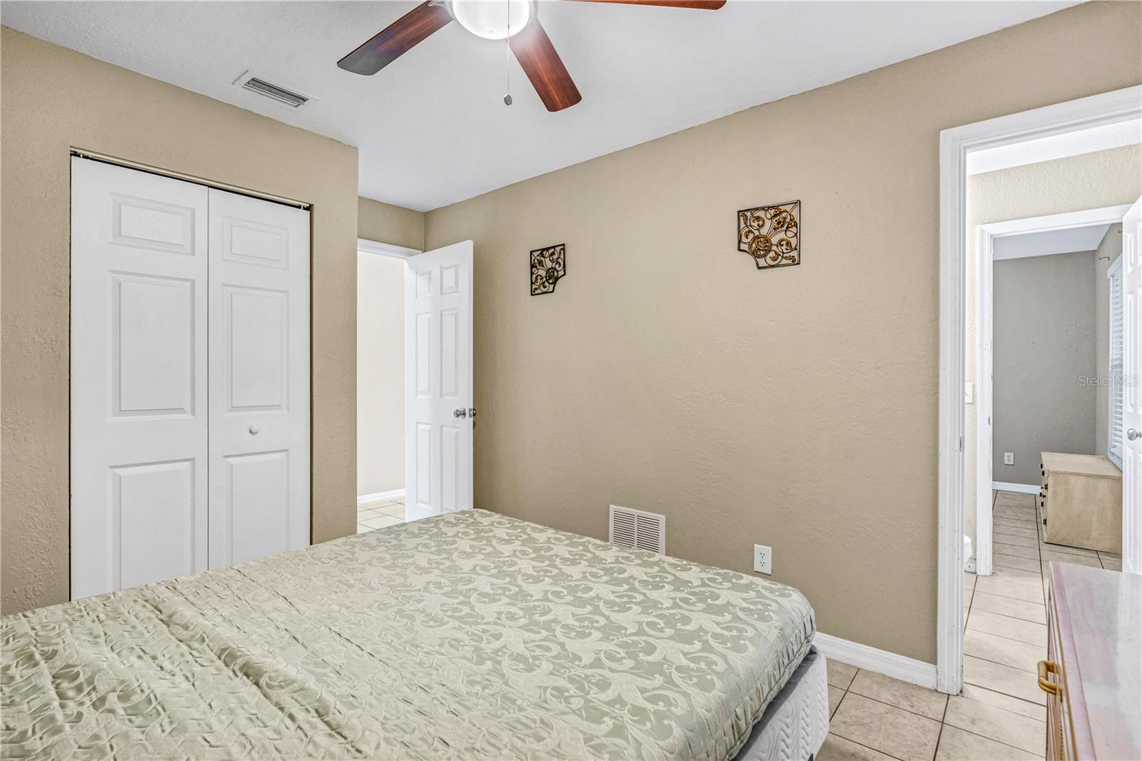 240 NEWCOMB ST, NEW SMYRNA BEACH, FL, 32168