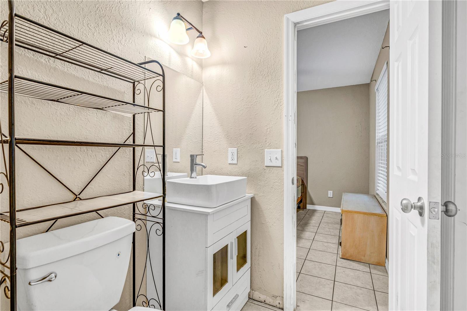 240 NEWCOMB ST, NEW SMYRNA BEACH, FL, 32168