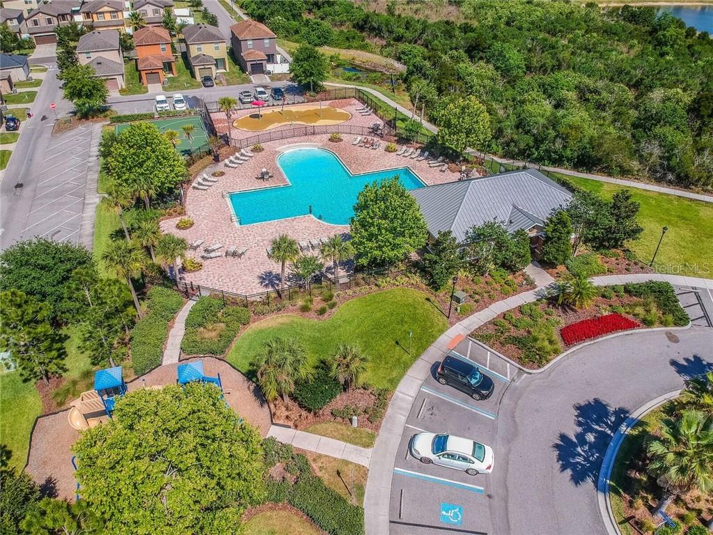 5014 WHITE SANDERLING CT, TAMPA, FL, 33619