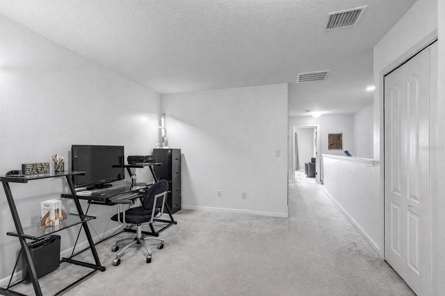 5014 WHITE SANDERLING CT, TAMPA, FL, 33619