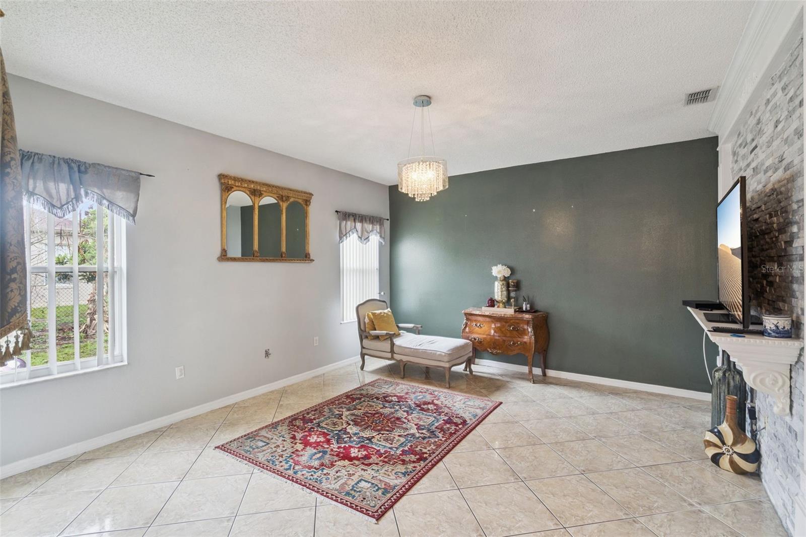 323 ALDERSHOT CT, KISSIMMEE, FL, 34758