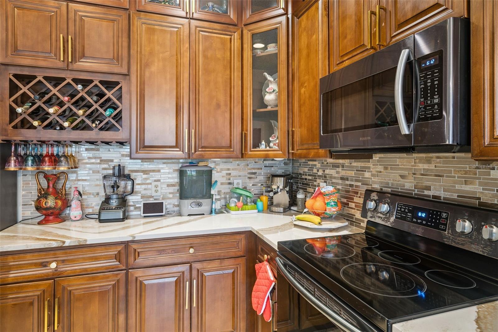 323 ALDERSHOT CT, KISSIMMEE, FL, 34758