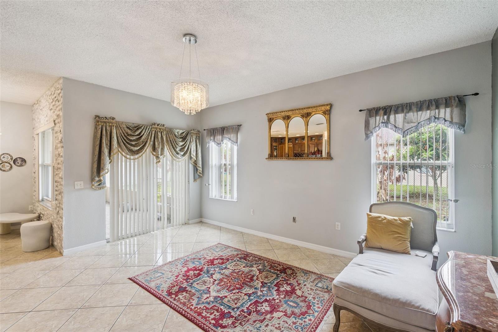 323 ALDERSHOT CT, KISSIMMEE, FL, 34758