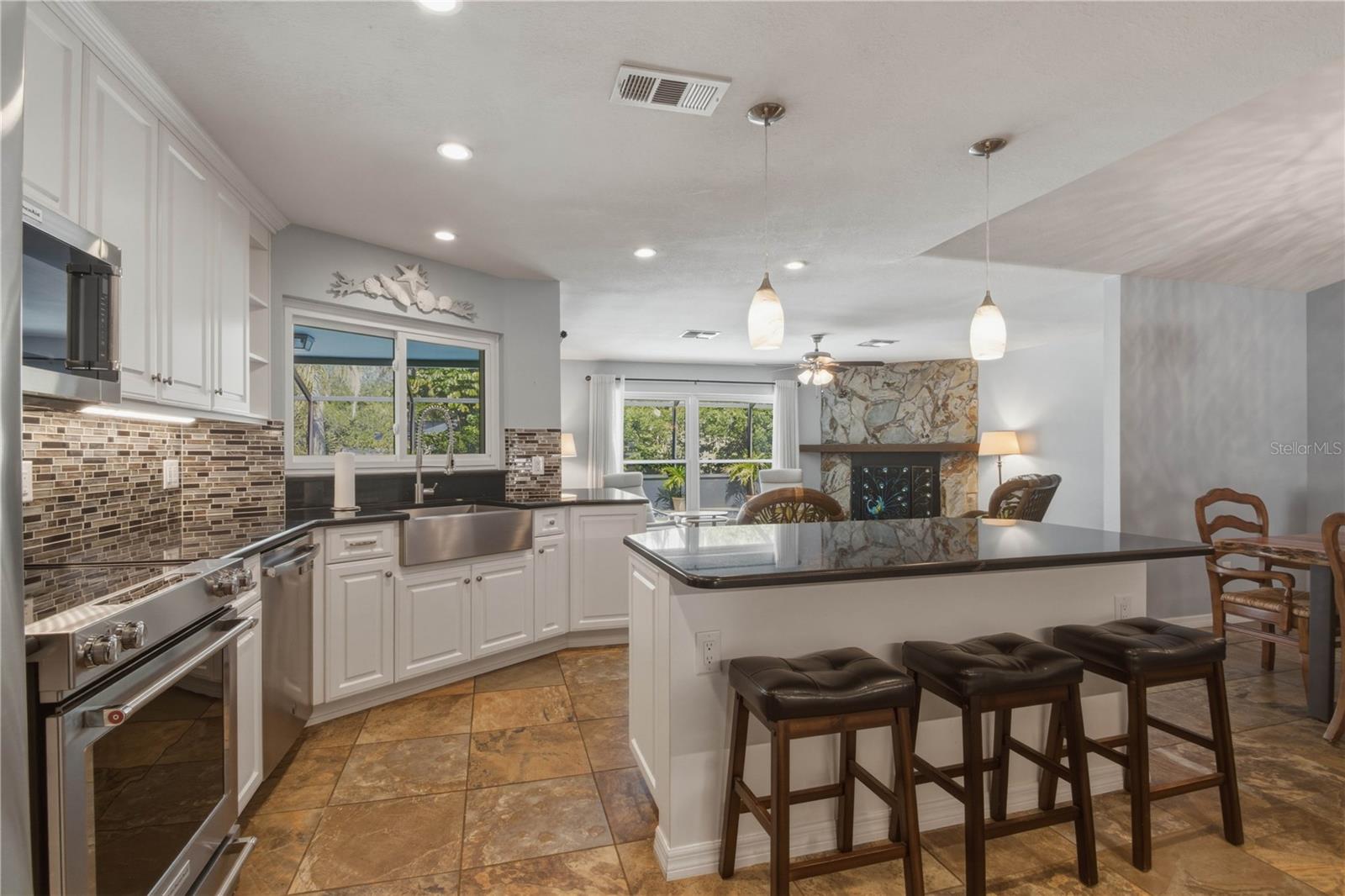 4725 ORANGE GROVE WAY, PALM HARBOR, FL, 34684