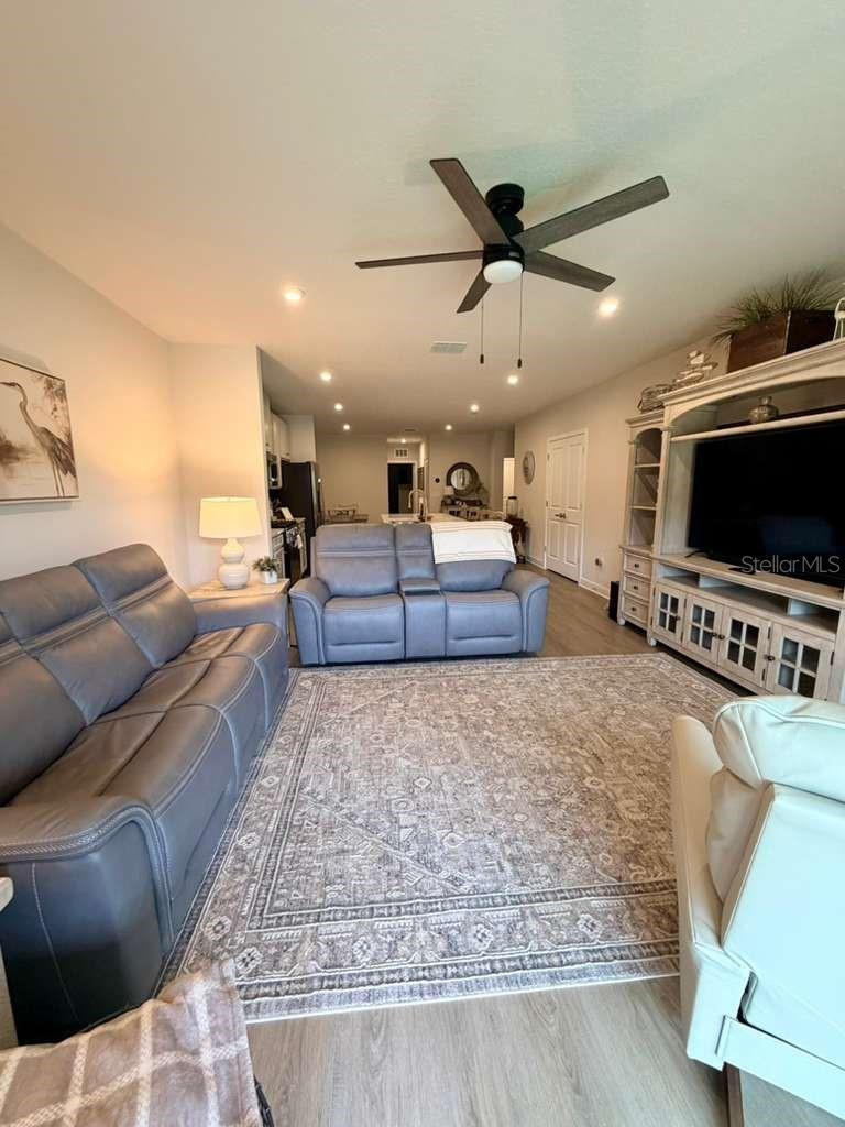 1208 TURTLE ISLAND RD, LADY LAKE, FL, 32159