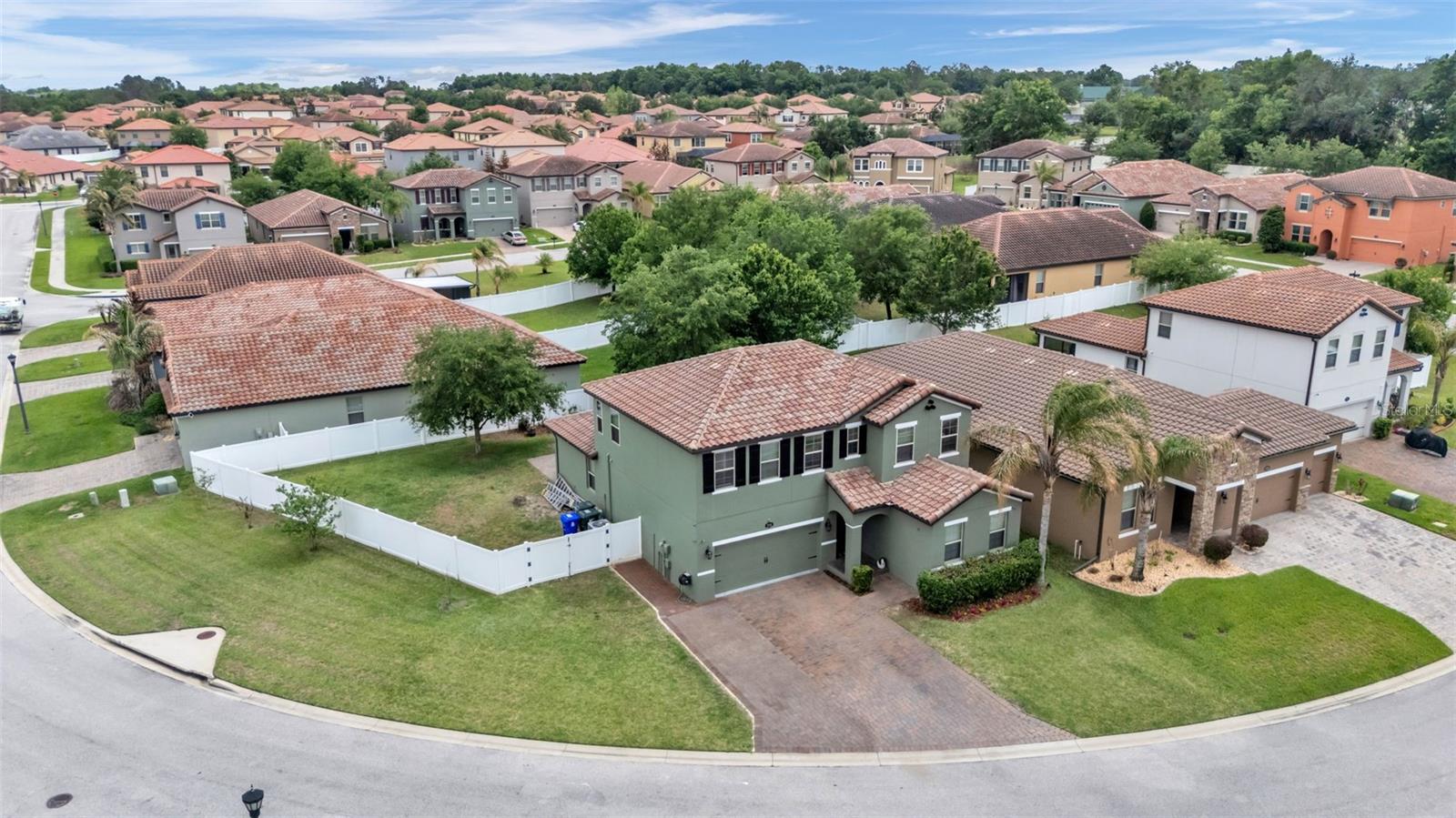 2250 BELLA LUNA CIR, LAKELAND, FL, 33810