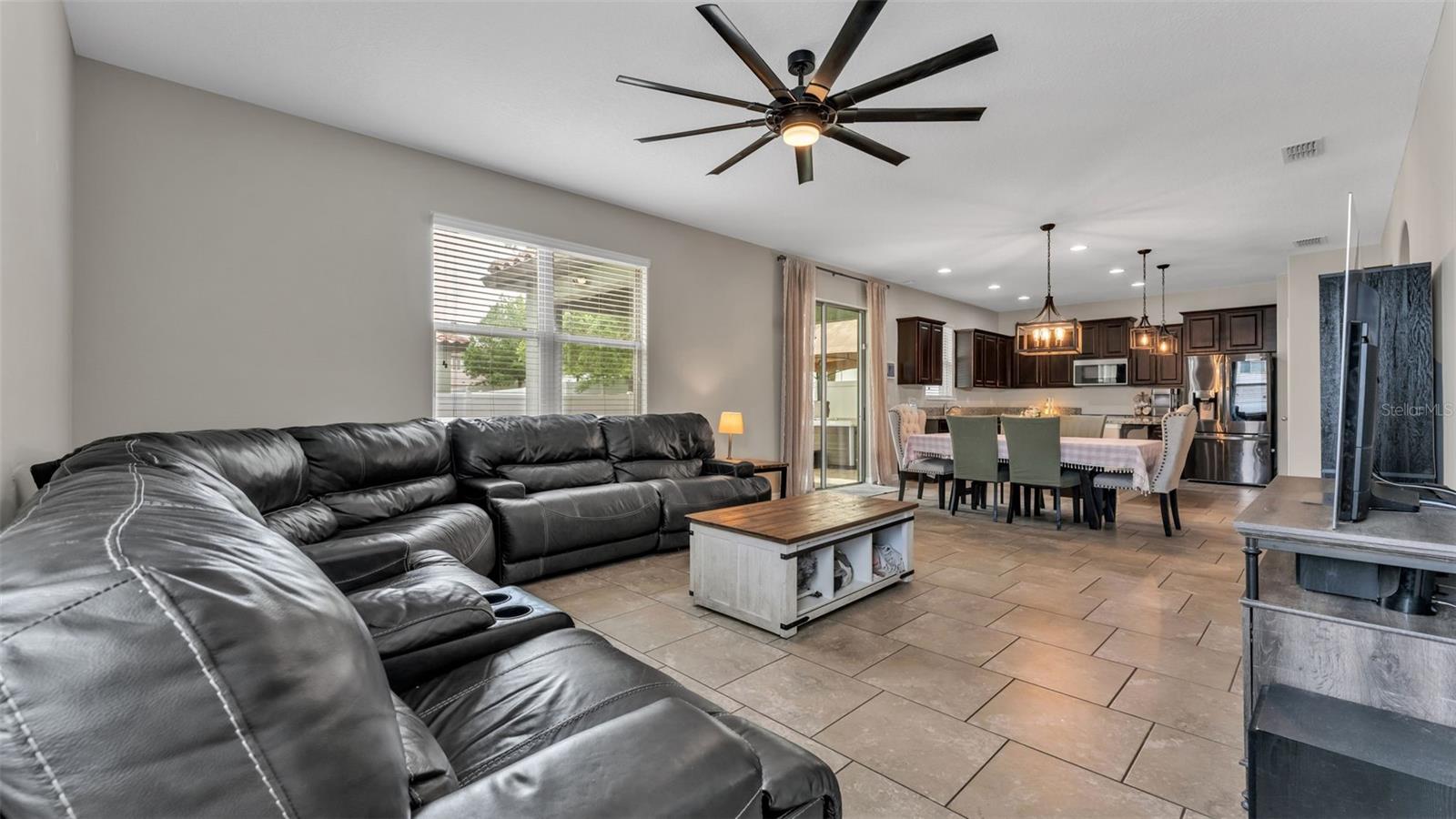 2250 BELLA LUNA CIR, LAKELAND, FL, 33810