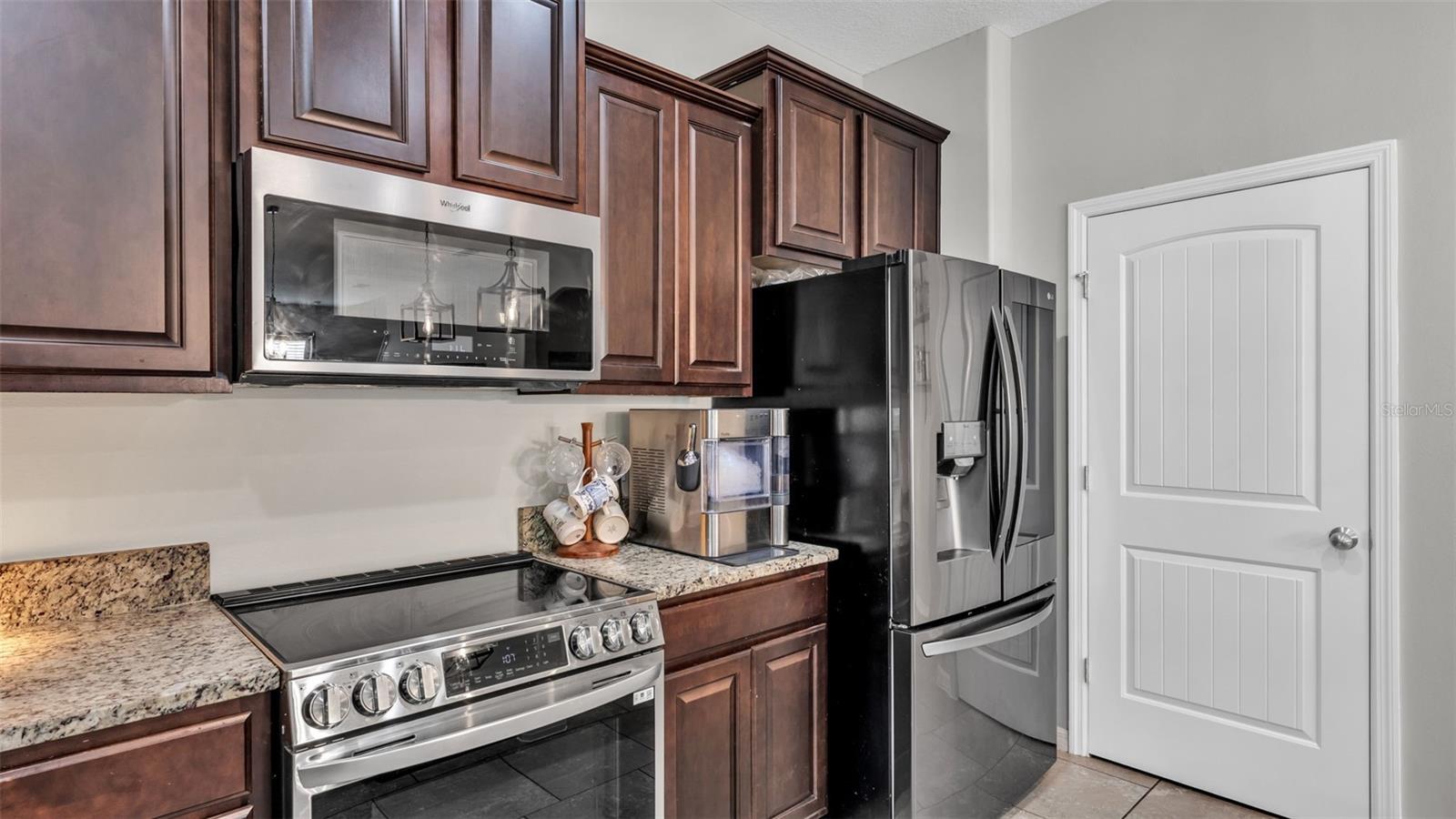 2250 BELLA LUNA CIR, LAKELAND, FL, 33810
