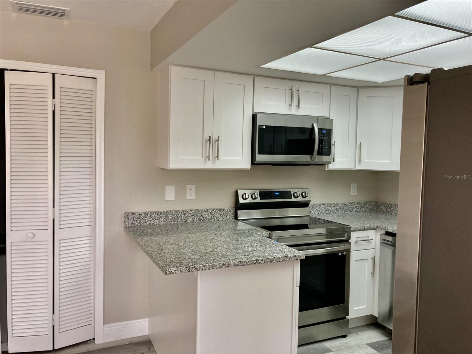 5008 MANATEE AVE W #2, BRADENTON, FL, 34209