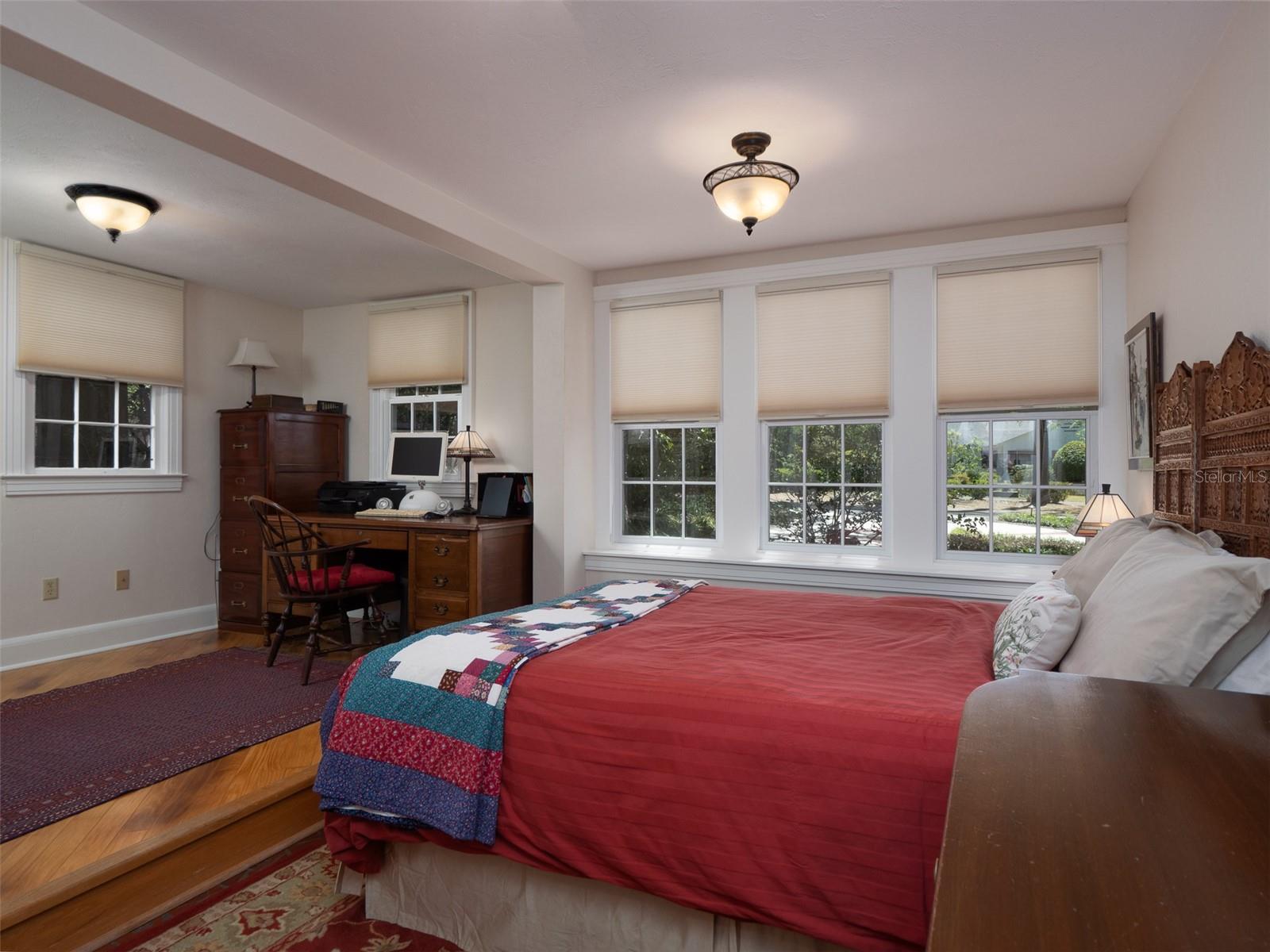 2236 NW 7TH LN, GAINESVILLE, FL, 32603