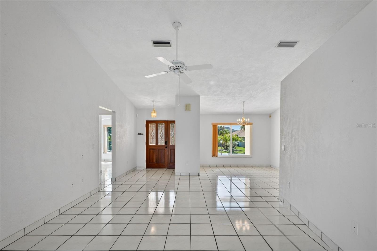 9 SAND DOLLAR DR, ORMOND BEACH, FL, 32176