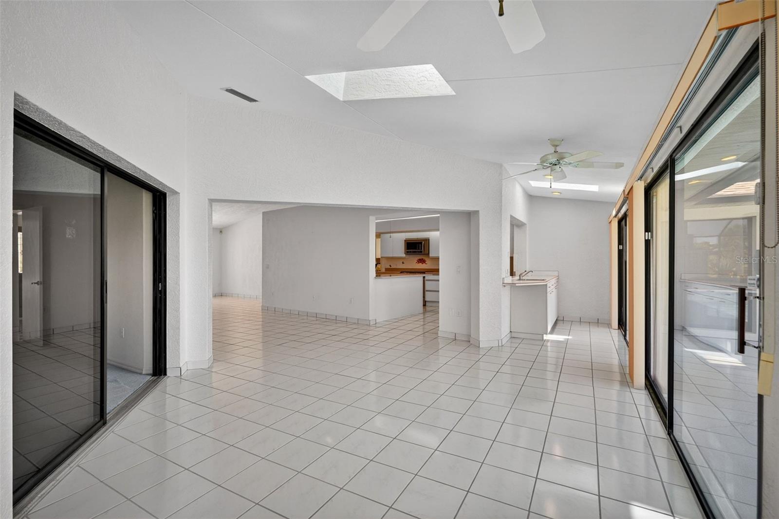 9 SAND DOLLAR DR, ORMOND BEACH, FL, 32176