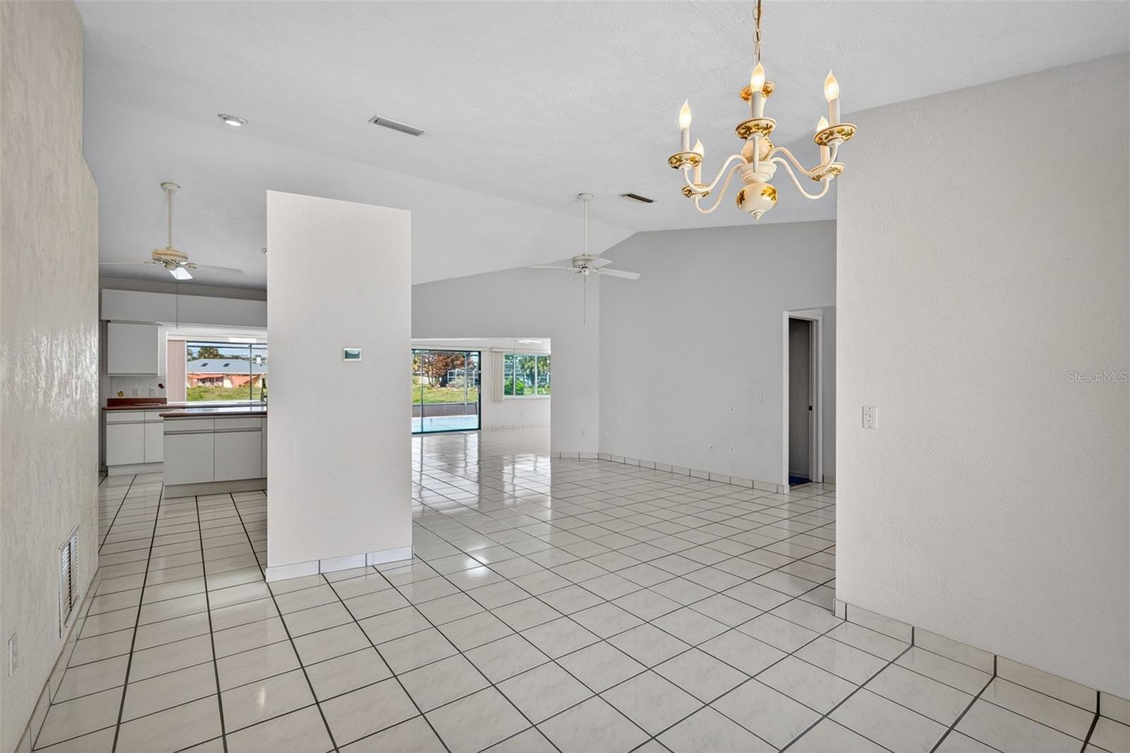 9 SAND DOLLAR DR, ORMOND BEACH, FL, 32176