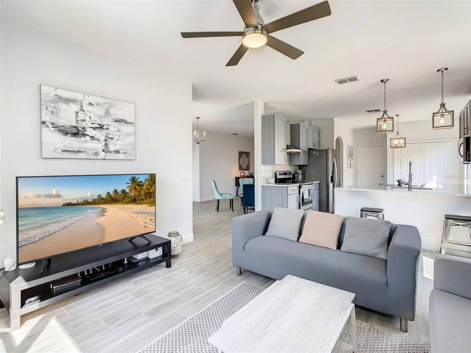 223 KNOLLWOOD DR, DAVENPORT, FL, 33837