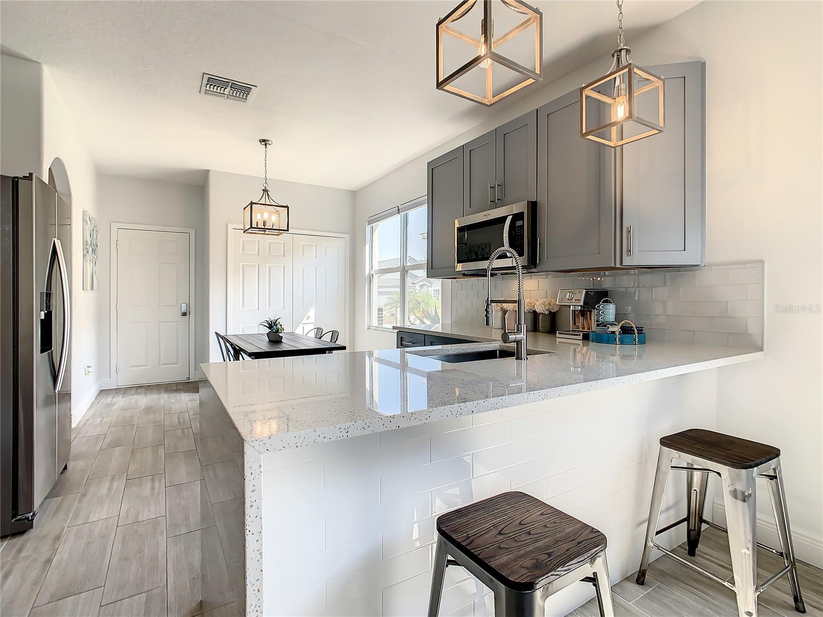 223 KNOLLWOOD DR, DAVENPORT, FL, 33837