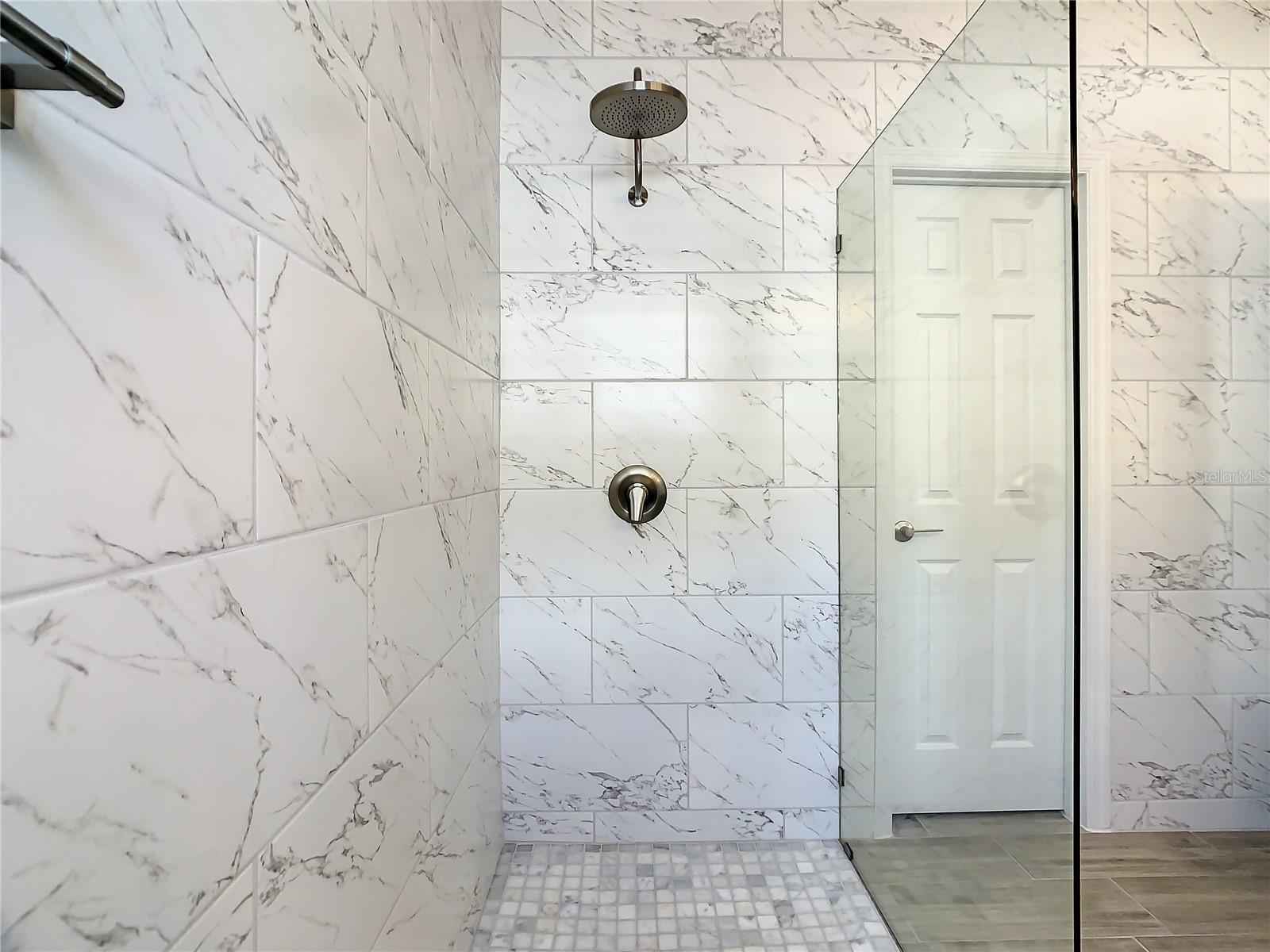 223 KNOLLWOOD DR, DAVENPORT, FL, 33837