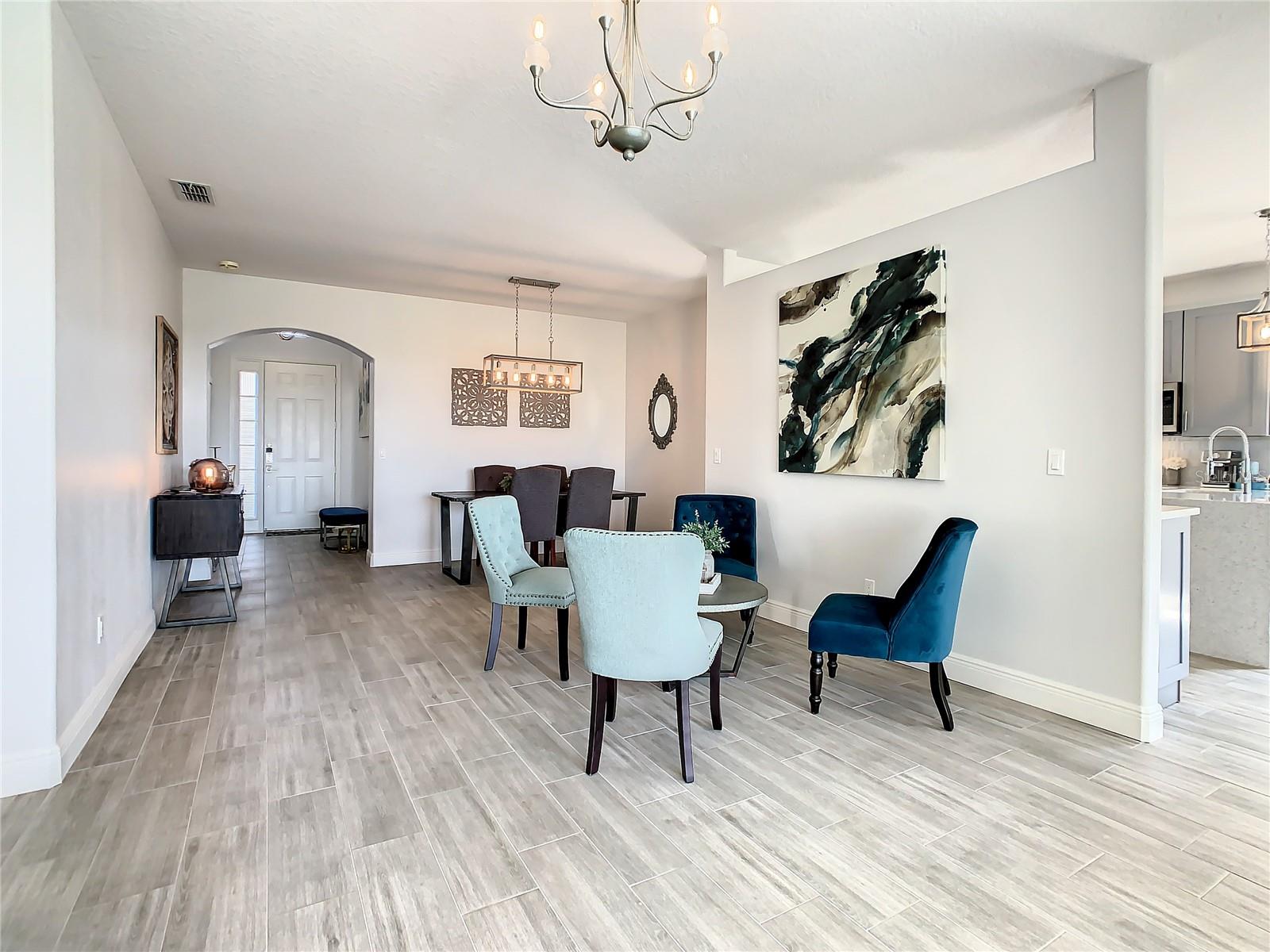 223 KNOLLWOOD DR, DAVENPORT, FL, 33837