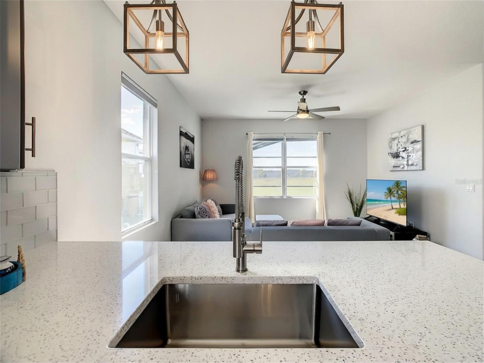 223 KNOLLWOOD DR, DAVENPORT, FL, 33837