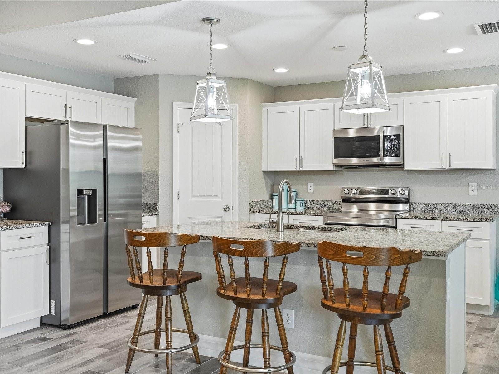 127 GLADES DR, ROTONDA WEST, FL, 33947