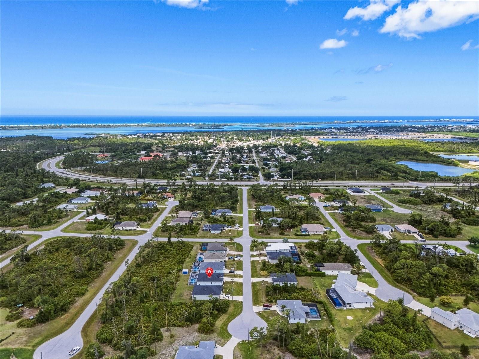 127 GLADES DR, ROTONDA WEST, FL, 33947