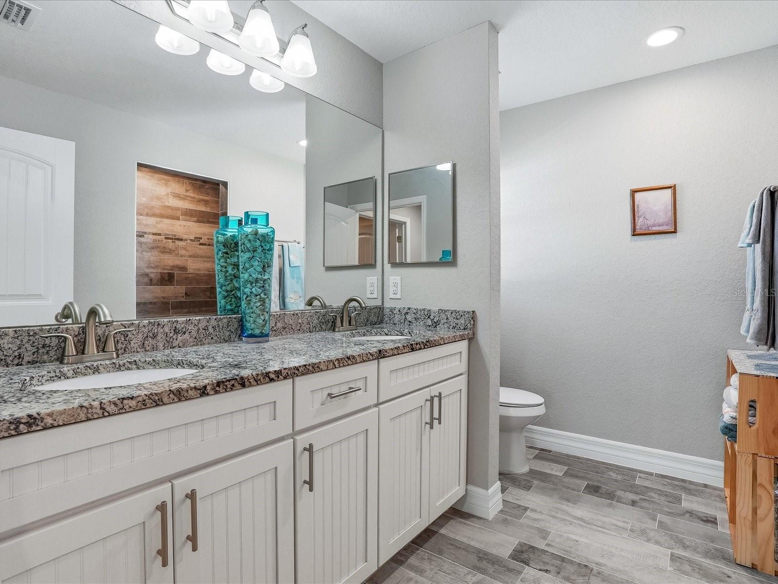 127 GLADES DR, ROTONDA WEST, FL, 33947