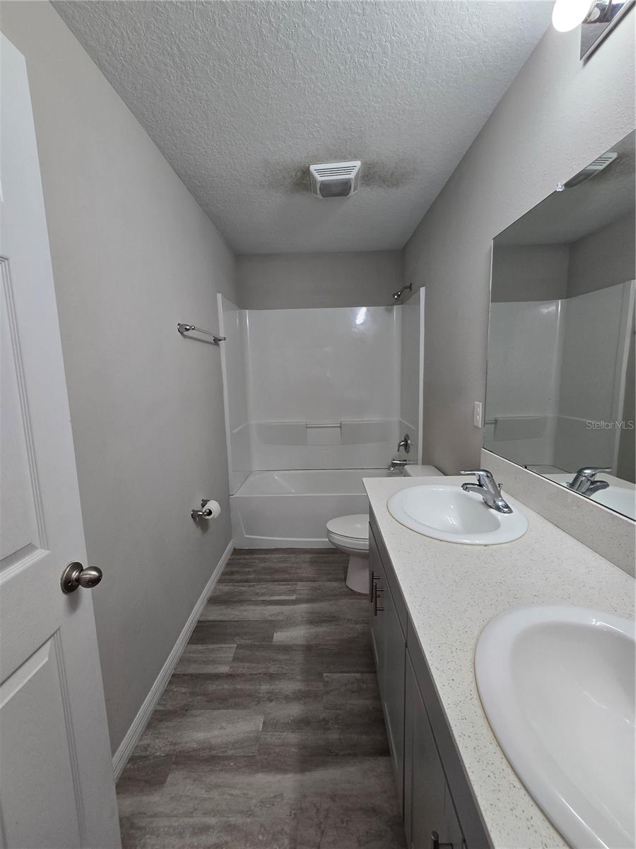 5694 ARLINGTON RIVER DR, LAKELAND, FL, 33803
