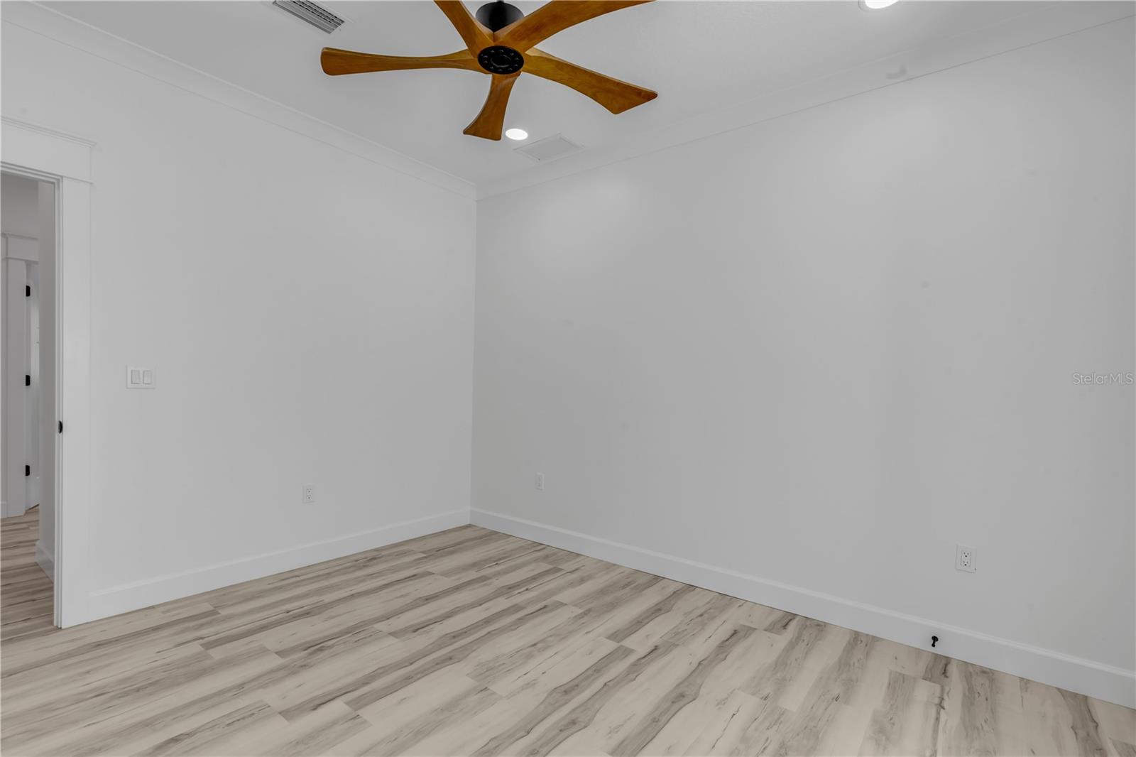 210 DUE EAST ST, NEW SMYRNA BEACH, FL, 32169