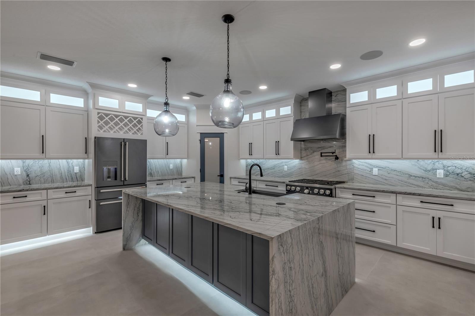 210 DUE EAST ST, NEW SMYRNA BEACH, FL, 32169