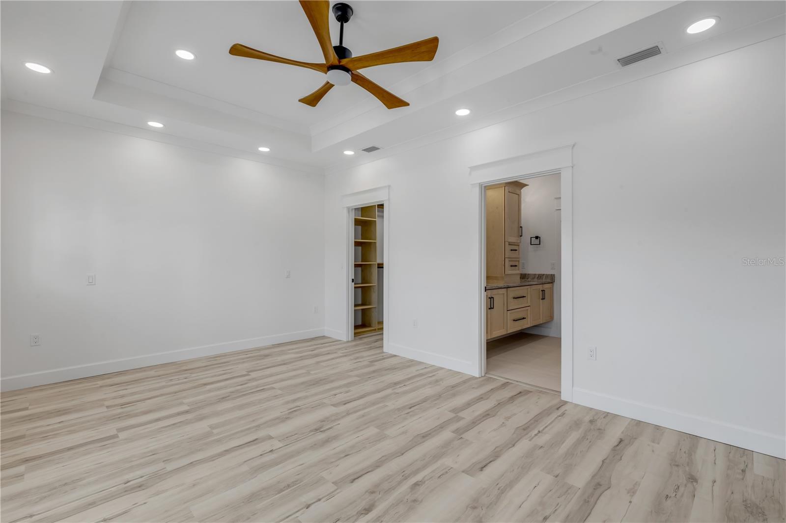 210 DUE EAST ST, NEW SMYRNA BEACH, FL, 32169