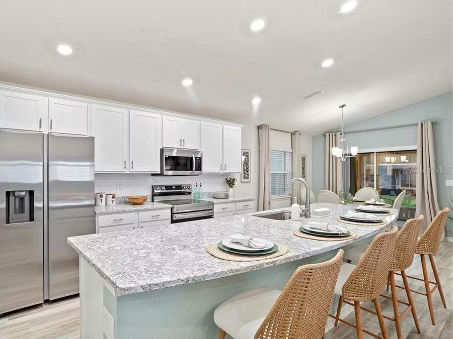 835 MARION OAKS LN, OCALA, FL, 34473