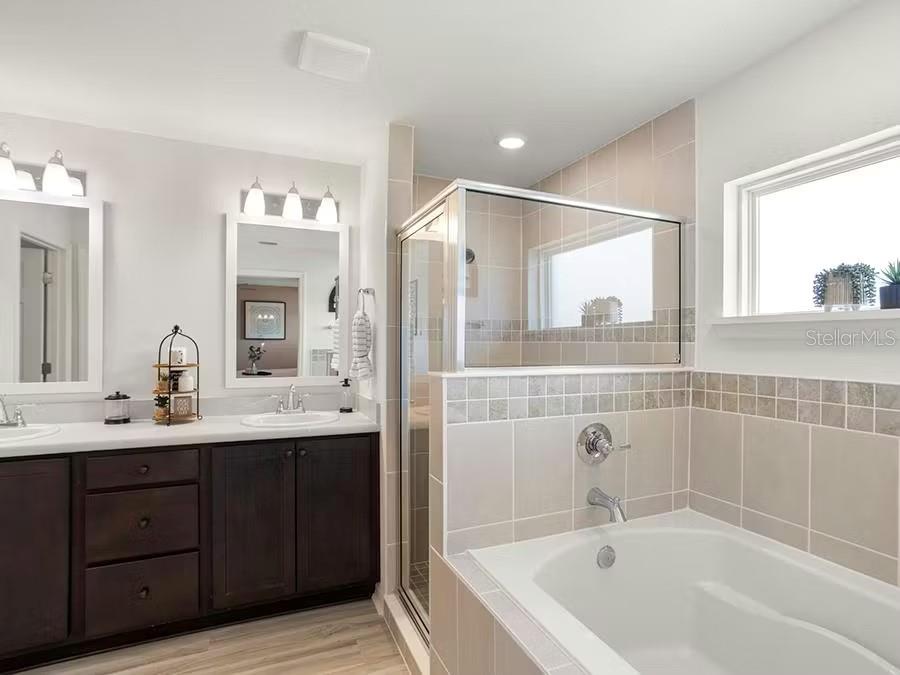 835 MARION OAKS LN, OCALA, FL, 34473
