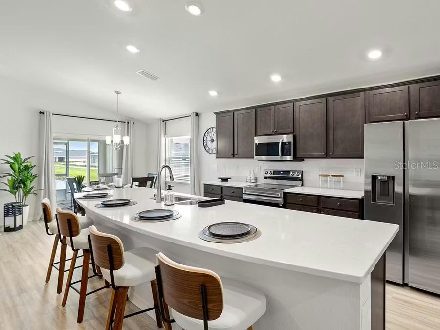835 MARION OAKS LN, OCALA, FL, 34473